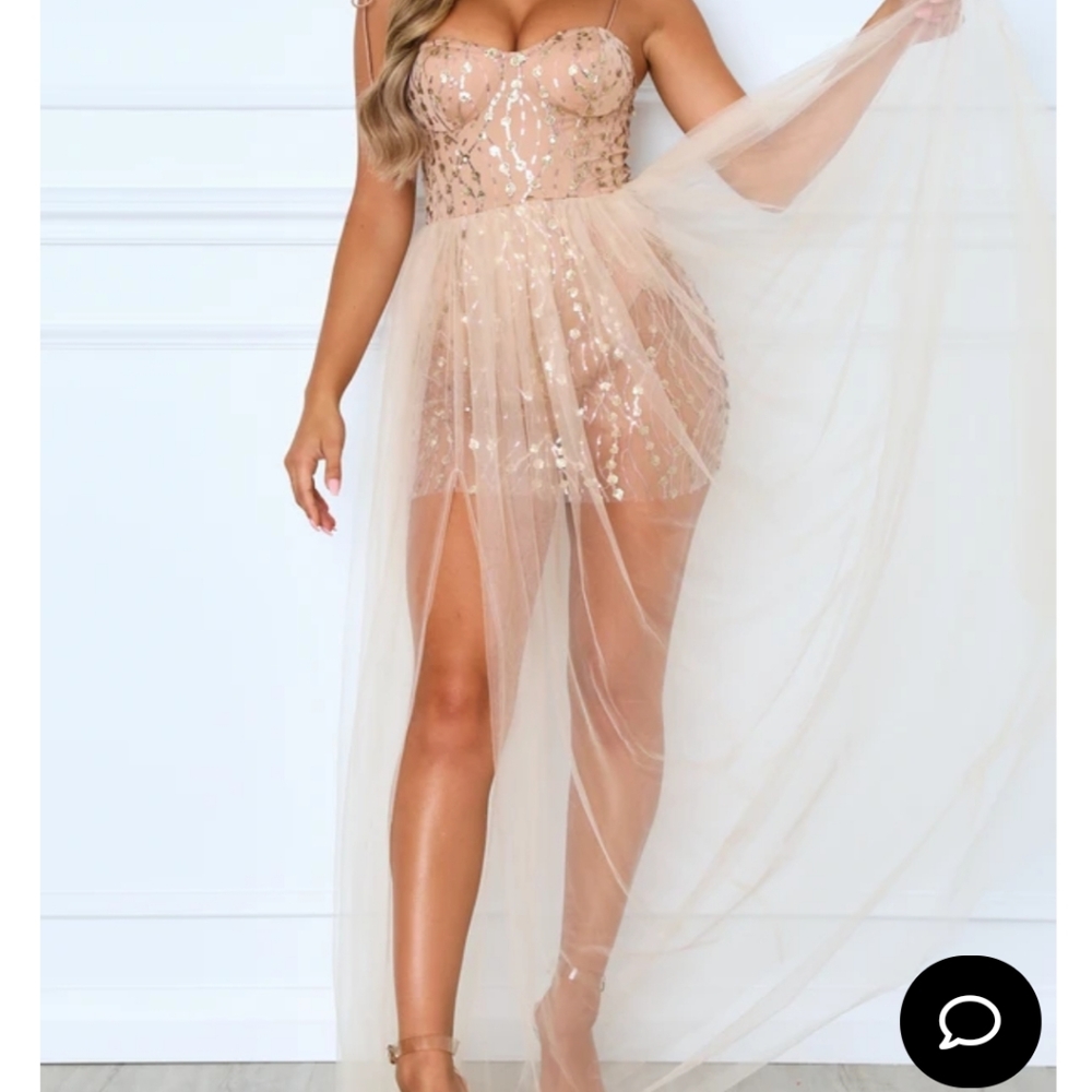 brand new whitefoxboutique dress !!!!!